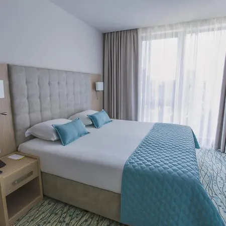 Hotel Astoria & Private 4*