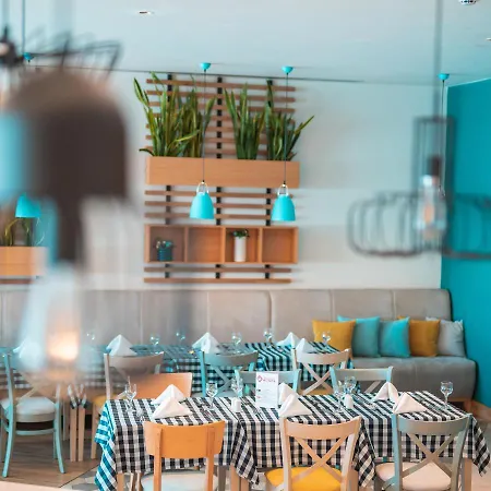 Astoria & Private Hotell