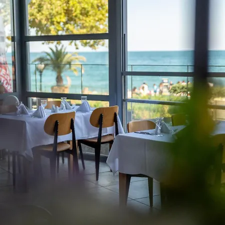 Hotel Astoria By Astoria Collection