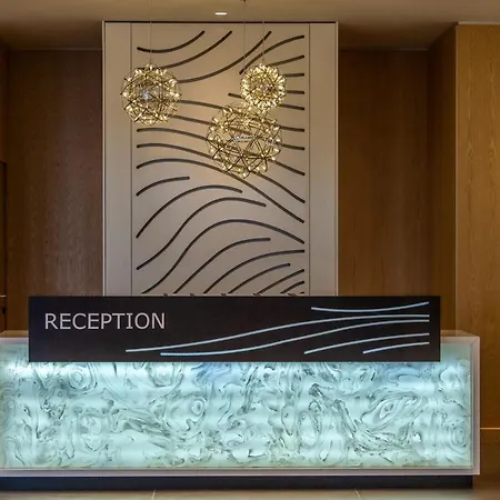 מלון Astoria Inclusive- Private & Club