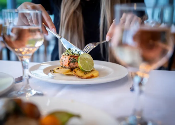 Отель Astoria By Astoria Collection