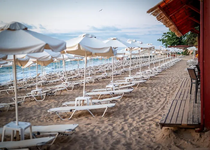 Astoria By Astoria Collection Отель 4*