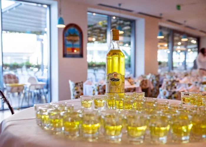 Отель Astoria By Astoria Collection 4*